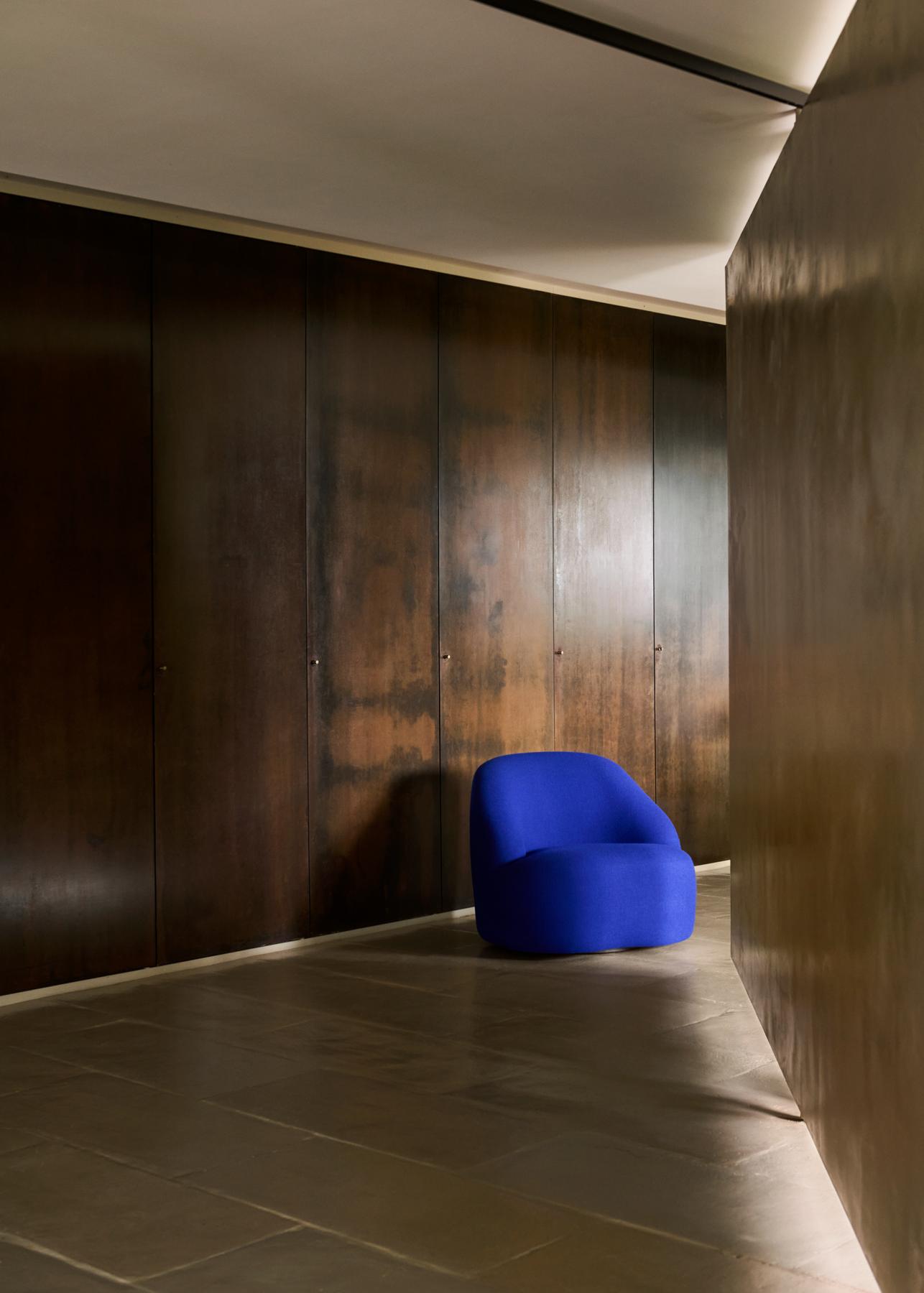 Margas Lounge Chair LC2